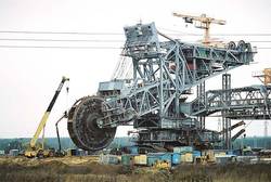 Giant coal scouring machine